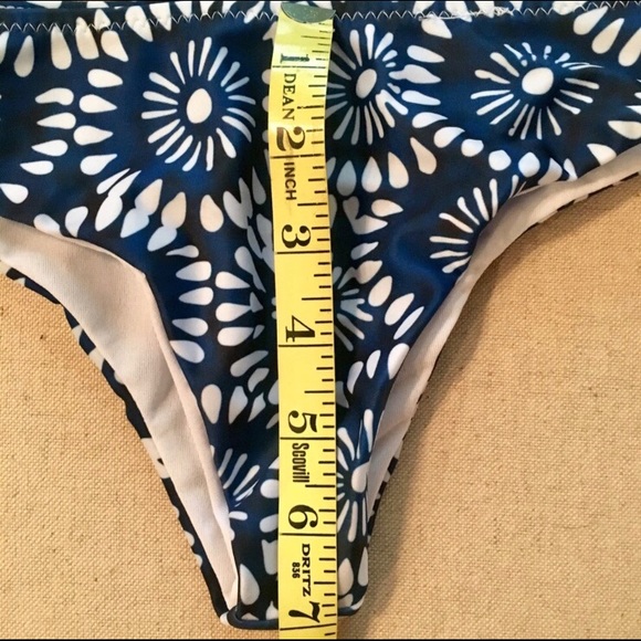 NWOT Moosekini bikini blue and black swimsuit Size M (runs small) - Picture 5 of 5